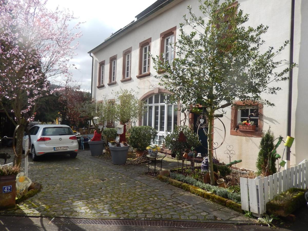 Apartment Altes Winzerhaus Osann-Monzel Екстериор снимка